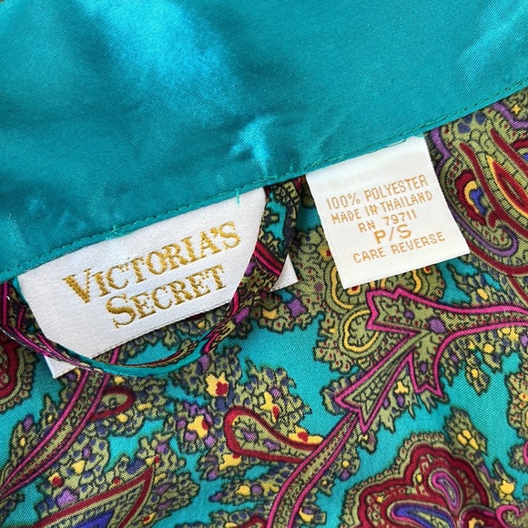 Vintage Victoria’s Secret Gold Label Silky Paisley Kimono Robe (size PS) - Picture 7 of 8